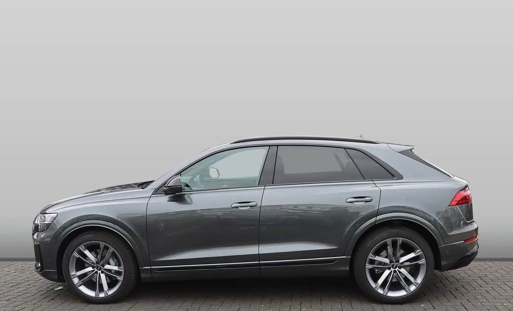 Audi Q8 55 TFSI Quattro gris