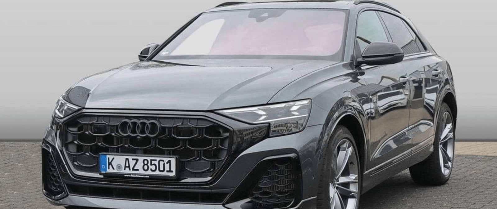 Audi Q8 55 TFSIe Quattro grise en import