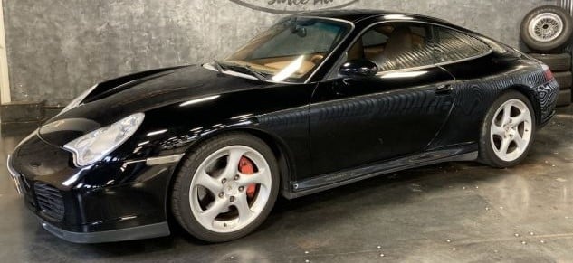 Porsche 996 4S noire