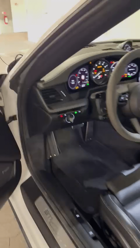 Porsche 911 992.1 4S CAB PDK Blanche Import Danemark