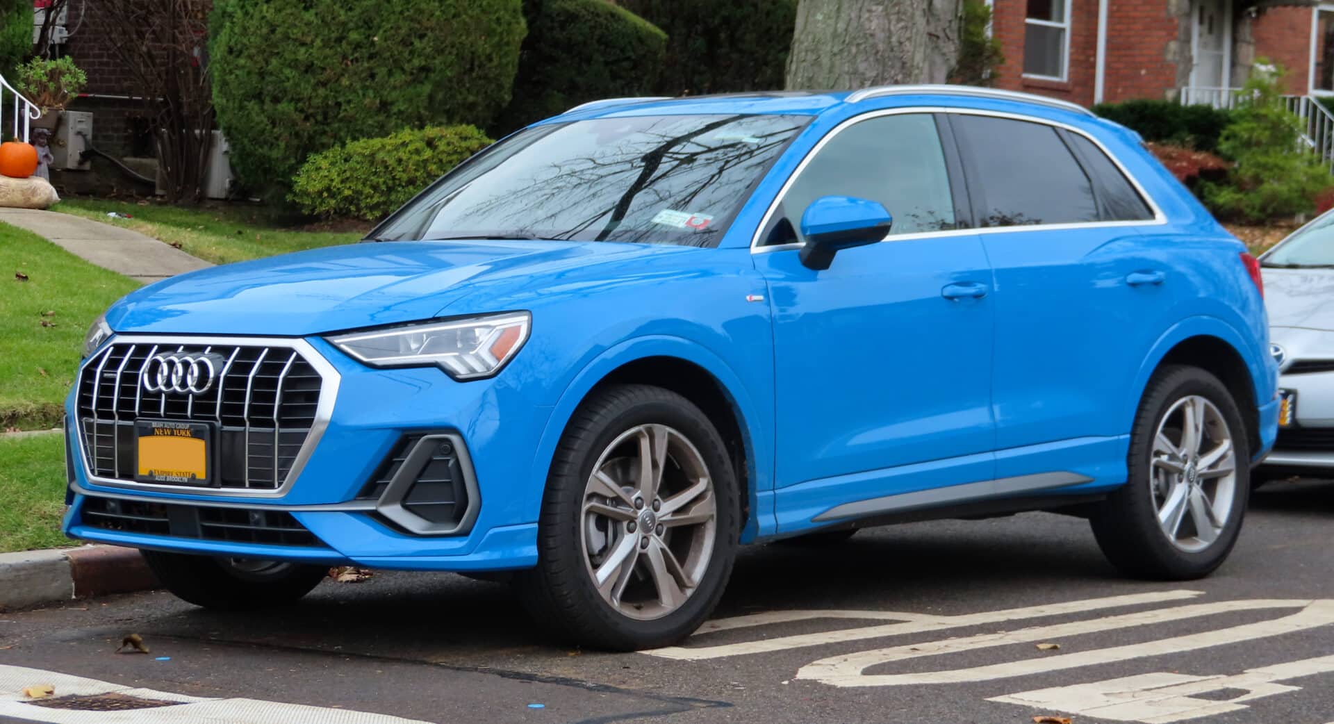 Audi A3 Allemagne SUV Premium citadin bleu