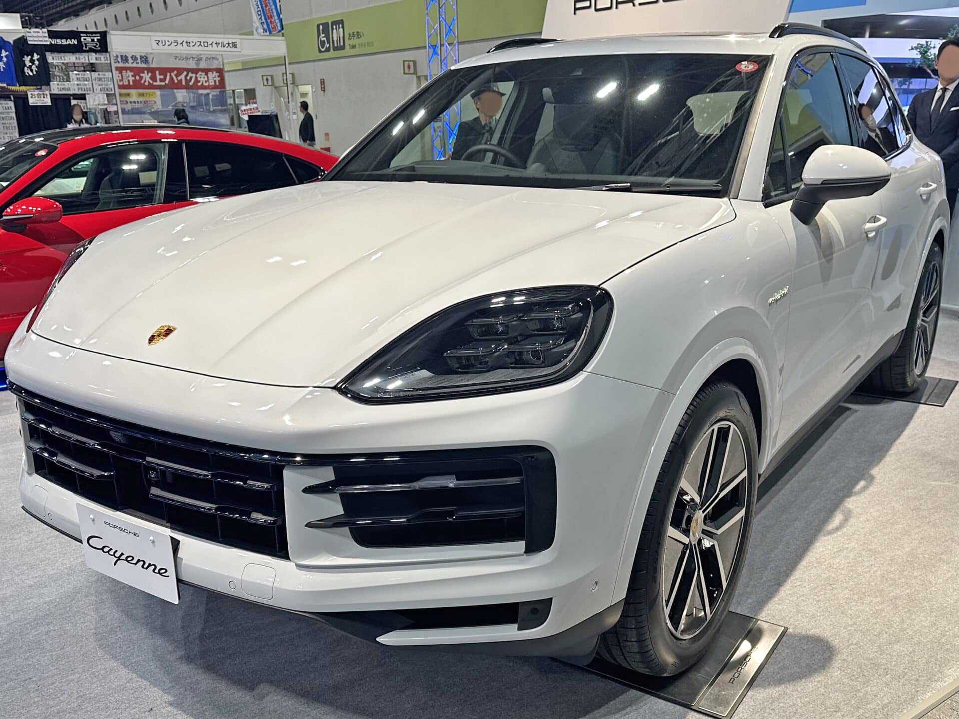 Porsche Cayenne e-hybrid 2020-2024 blanc en Allemagne
