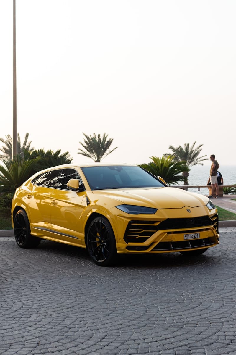 Lamborghini Urus jaune en importation Allemagne