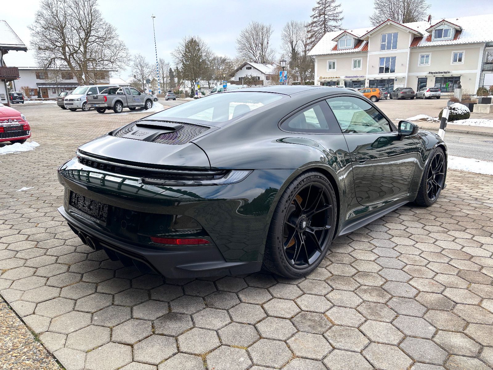 Porsche 911 992 GT3 Touring 2022 vert PTS en Allemagne