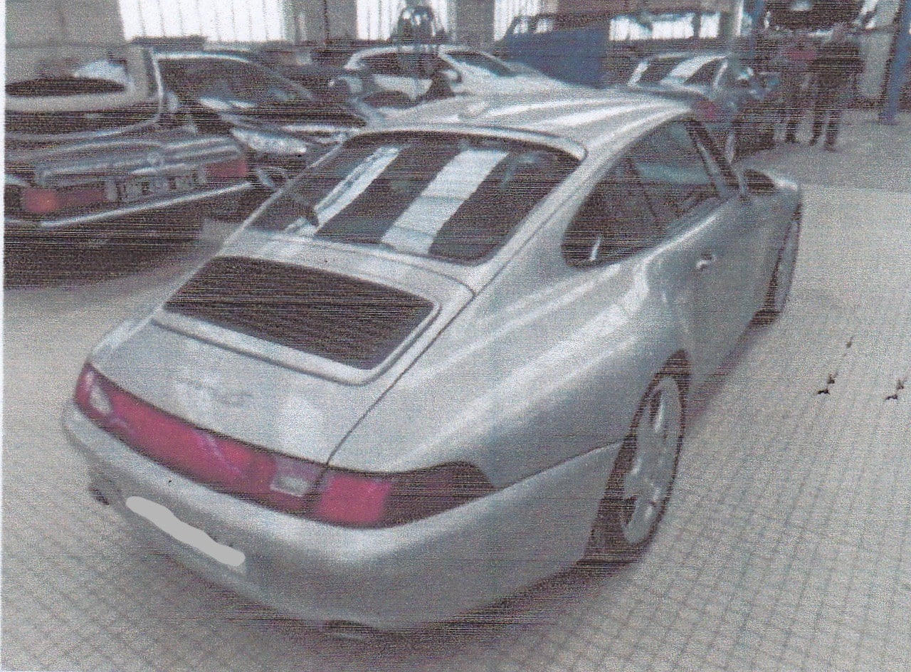 Porsche 911 993 Carrera 4S Importation grise intérieur noir parfait état
