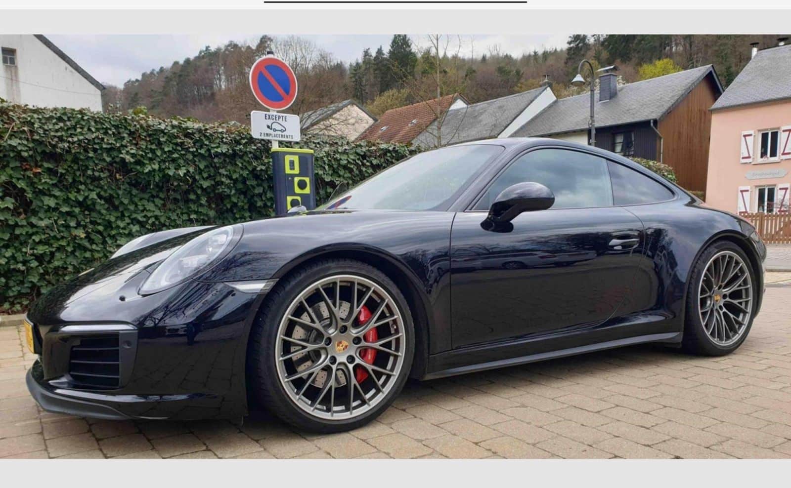 Porsche 911 type 991 phase 2 Carrera 4S PDK full black Import Luxembourg