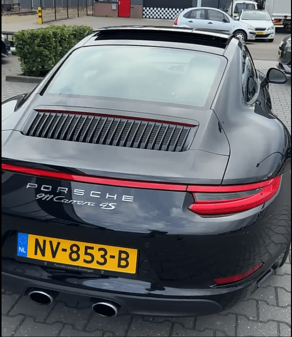 Achat d'une Porsche 911 type 991 phase 2 4S Coupé PDK full option couleur noir aux Pays-Bas