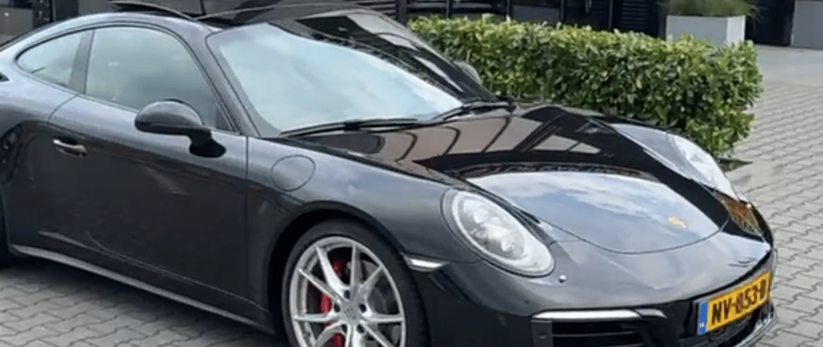 Achat d'une Porsche 911 type 991 phase 2 4S Coupé PDK full option couleur noir aux Pays-Bas