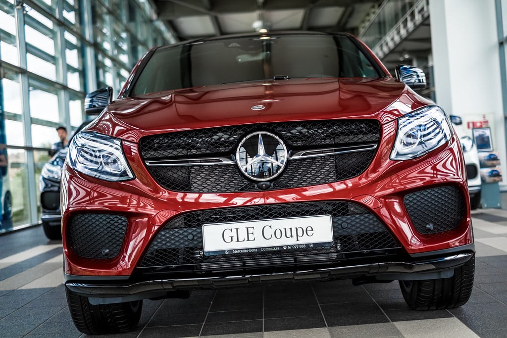 SUV Premium Mercedes GLE coupé rouge