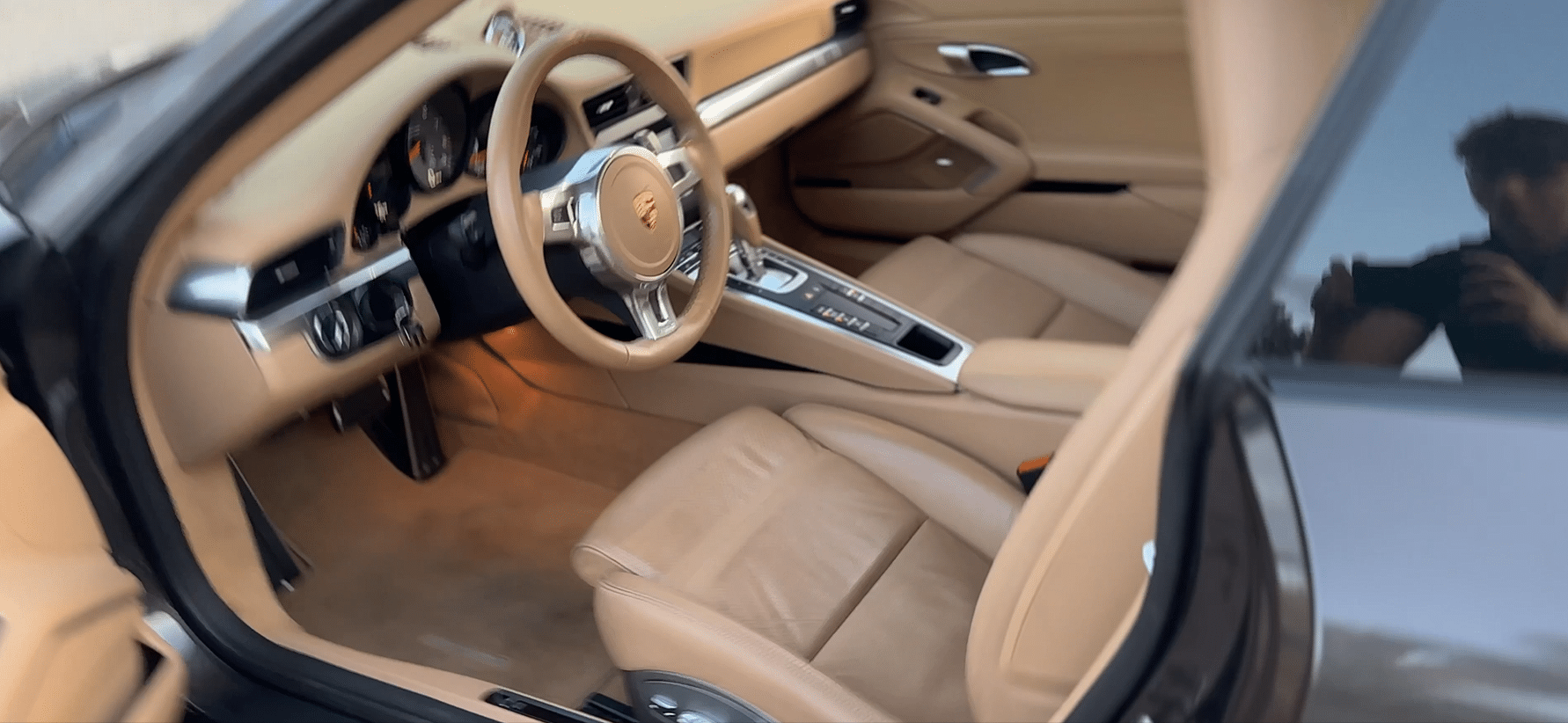 Porsche 911 type 991 phase 1 2014 Carrera 4S PDK brun métal intérieur beige
