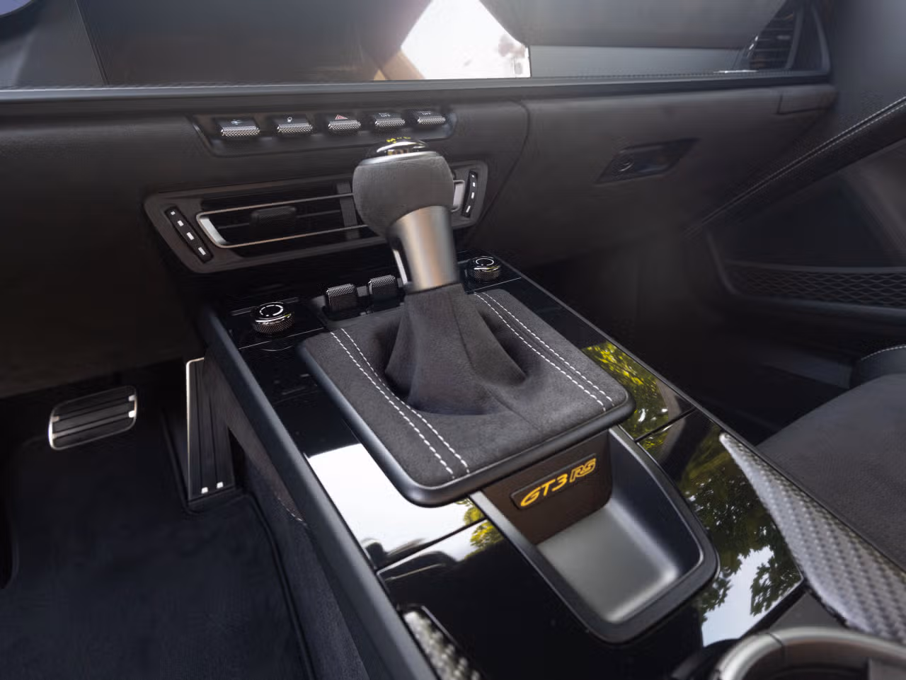 Porsche 911 992 GT3 RS Pack Weissach blanche