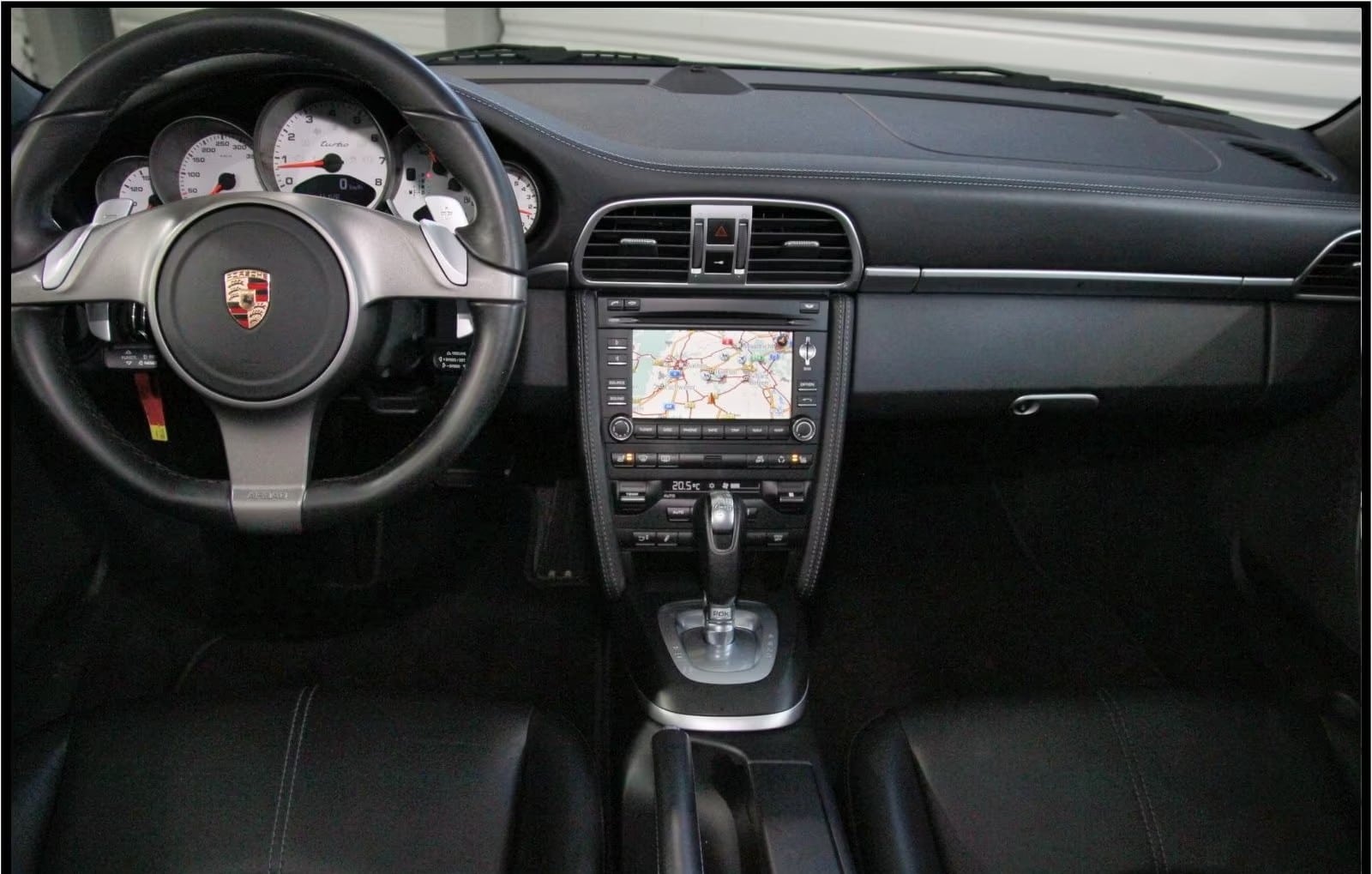 Porsche 911 997.2 PDK 500ch gris atlas métallisé cuir étendu noir