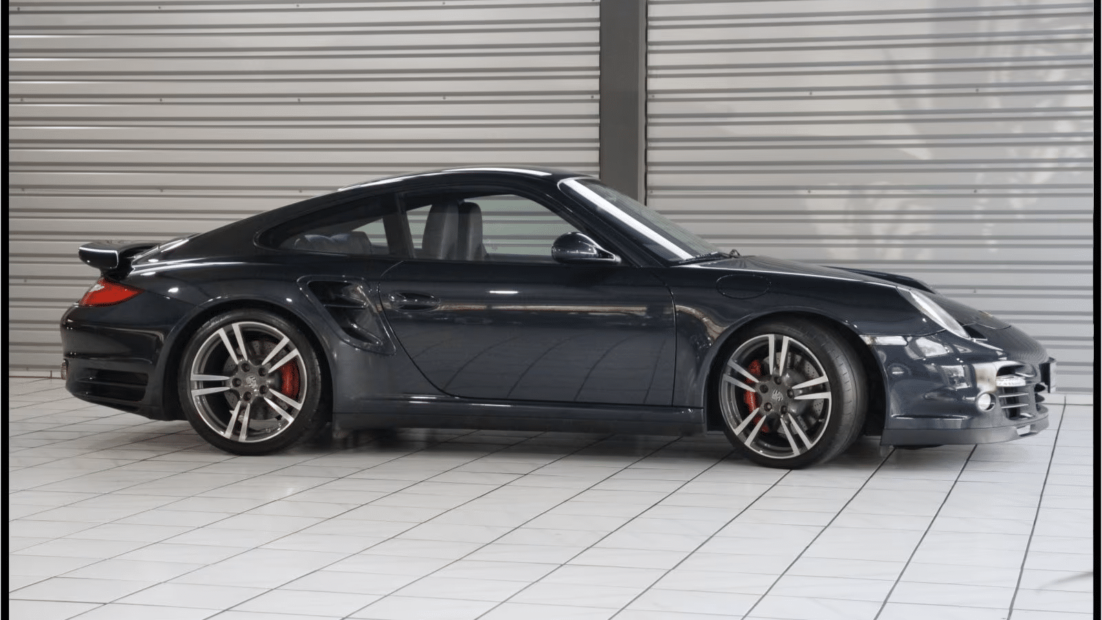 Porsche 911 997.2 PDK 500ch gris atlas métallisé cuir étendu noir