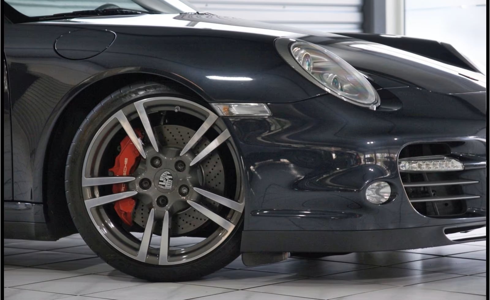 Porsche 911 997.2 PDK 500ch gris atlas métallisé cuir étendu noir