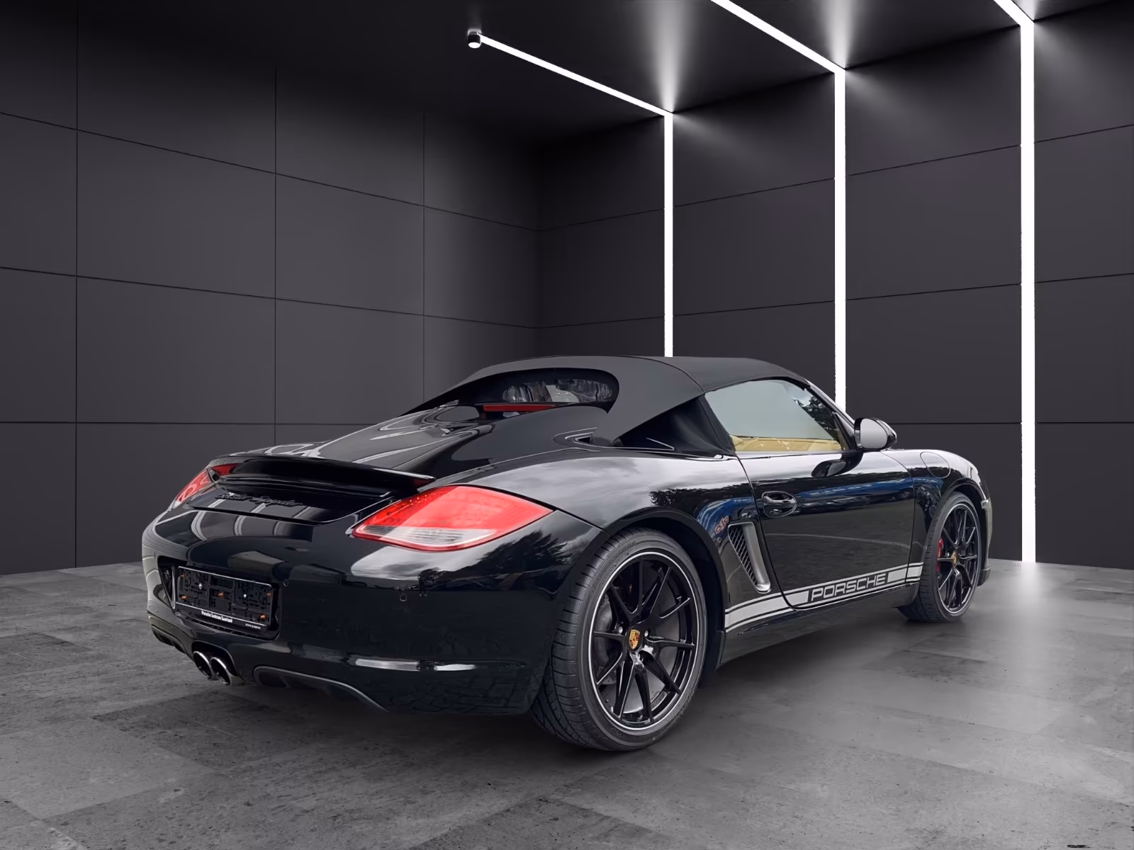 Porsche Boxster 987 Spyder noir intérieur beige