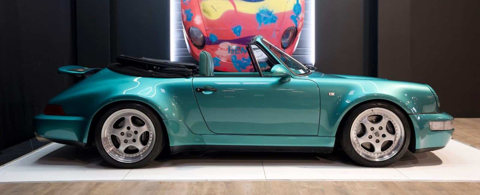 Porsche 964 Turbo 3.3 de couleur vert extérieur et cuir vert