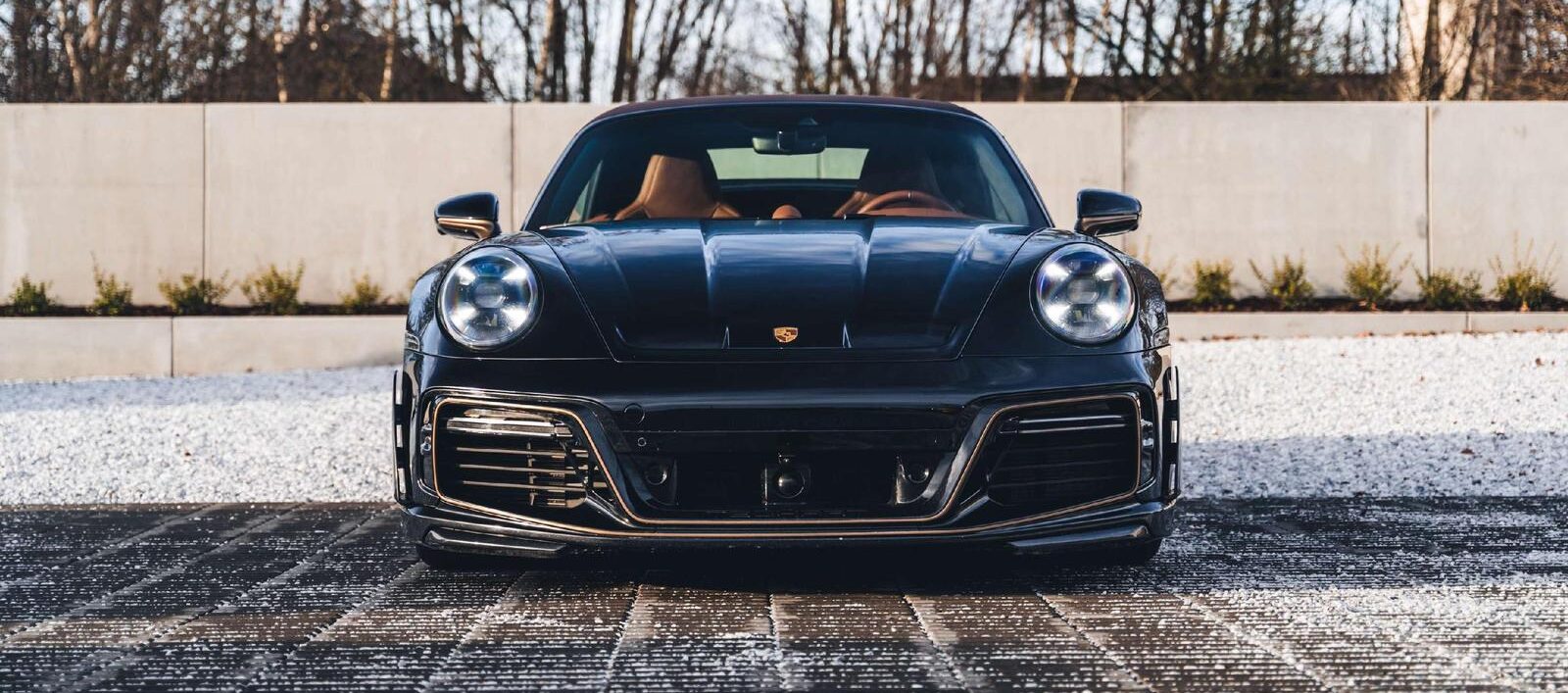 Porsche 992.2 Turbo S 710ch hybride Noire Import