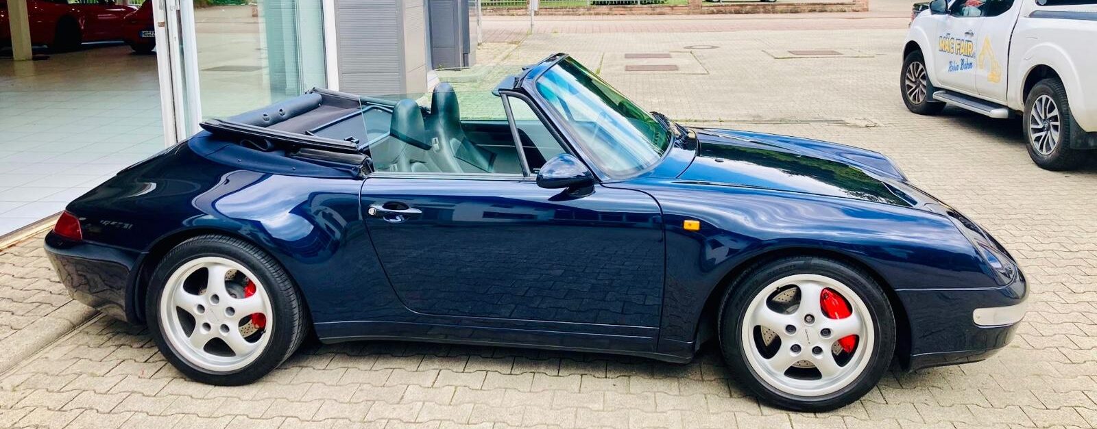 Porsche 993 Turbo Cab bleu nuit Import