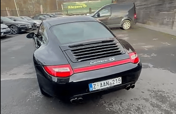 Importation Belgique Porsche 911 997.2 Carrera 4S PDK extérieur noir échappement sport