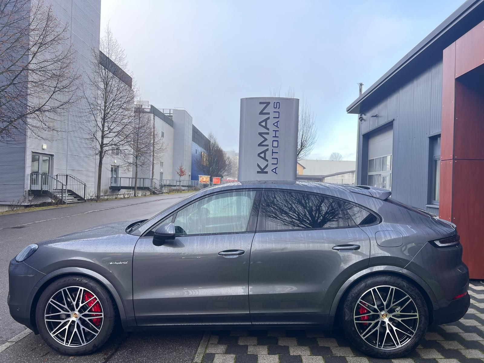 Porsche Cayenne S E‑Hybrid Coupé 2024 – extérieur 5 – import Allemagne