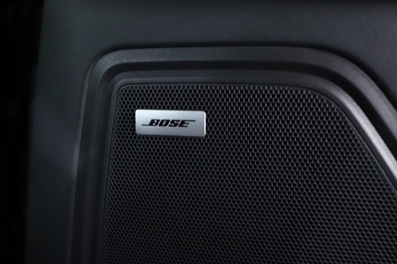 Porsche Macan Turbo phase 2 440 ch full black option Bose