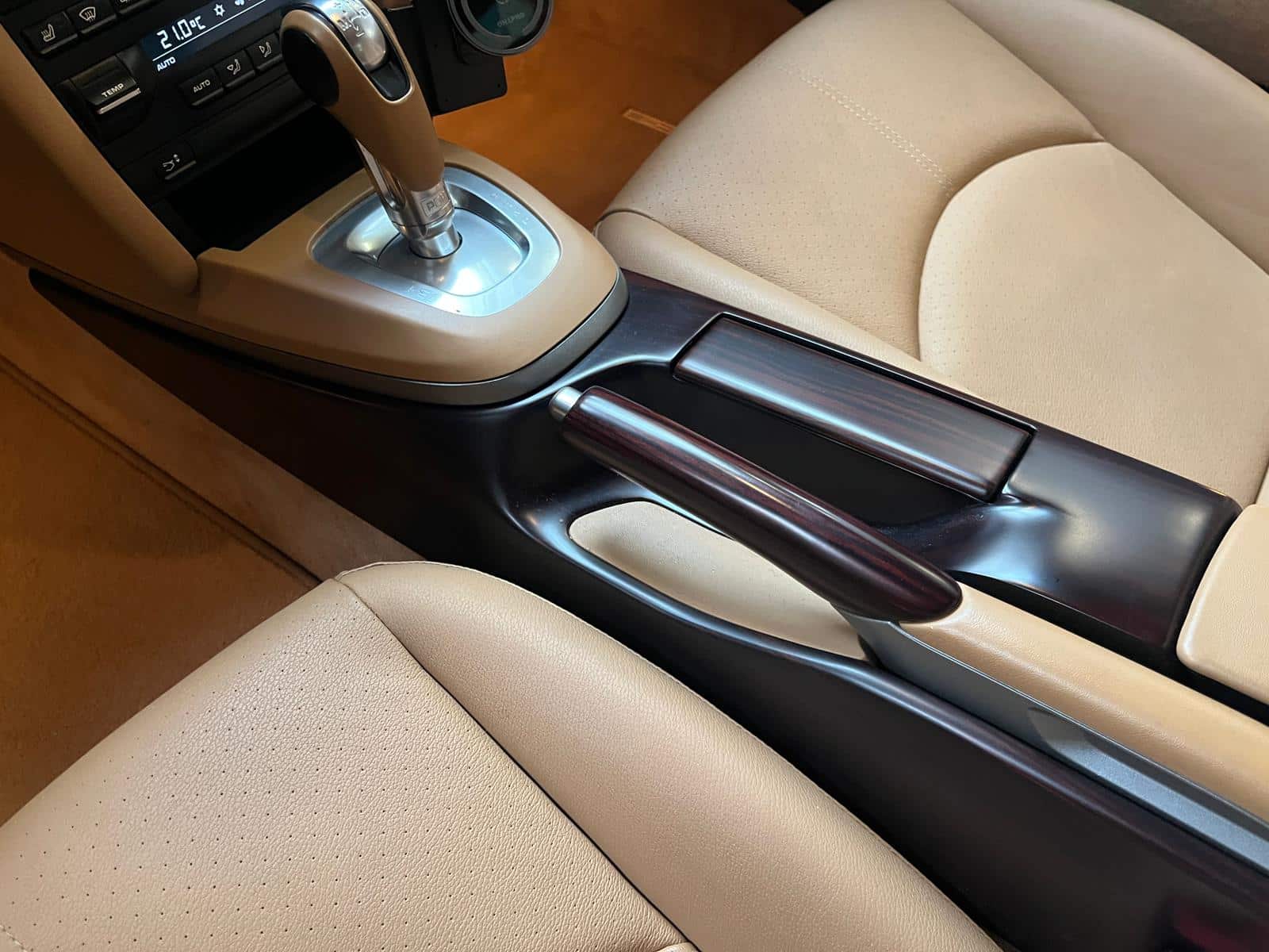 Porsche 911 type 997(2) Carrera 4 PDK console centrale boite PDK