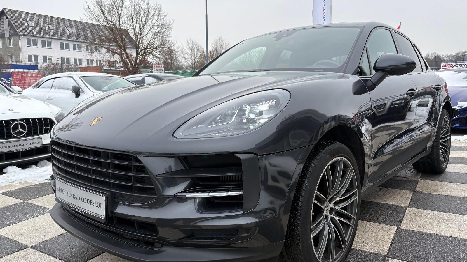 Porsche Macan S 2019 phase 2 gris volcano 354ch - Extérieur face avant avec feux LED PDLS+