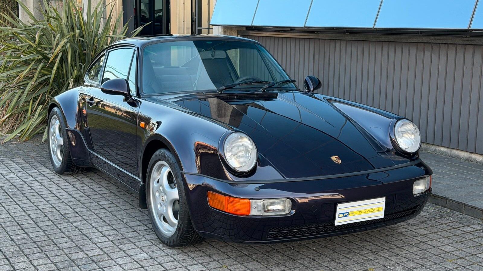 Porsche 911 964 série spéciale 30 jahre noire