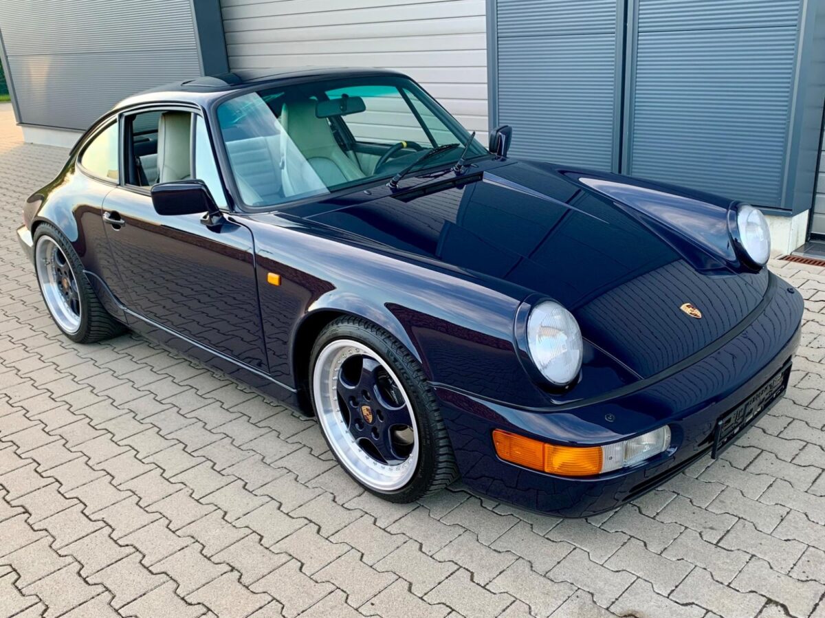 Porsche 911 964 C4 Noire de 1989 en Allemagne
