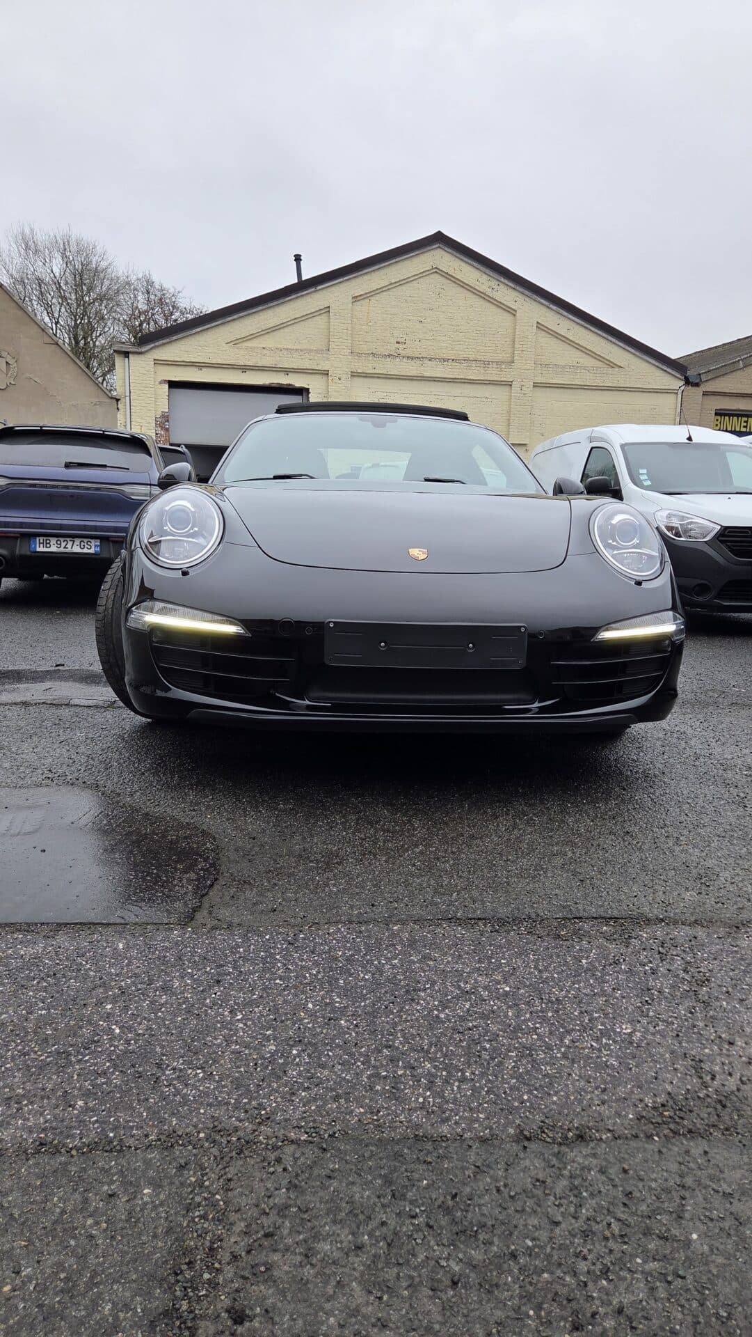 Porsche 911 carrera type 991.1 3.4 Coupé PDK Noire feux avant