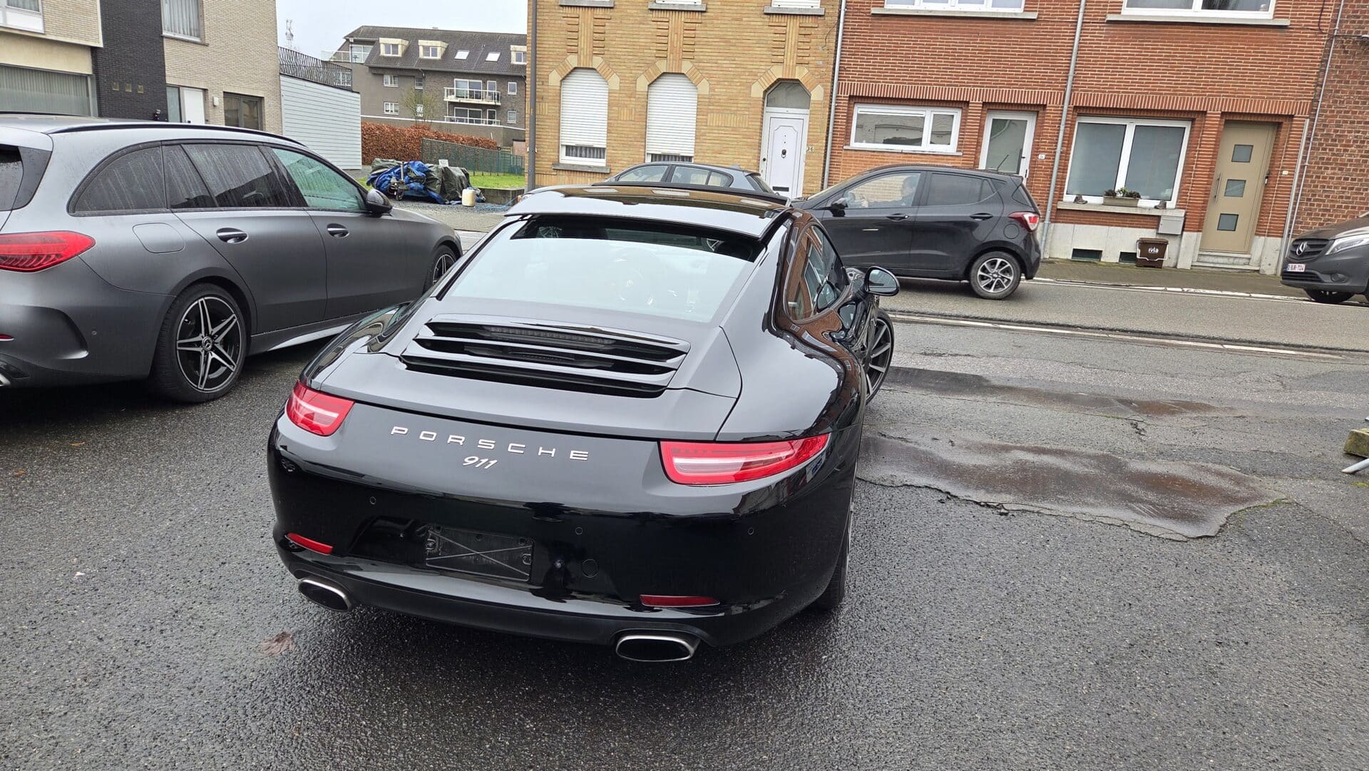 Porsche 911 carrera type 991.1 3.4 Coupé PDK Noire Import BelgiquePorsche 911 carrera type 991.1 3.4 Coupé PDK Noire Import Belgique