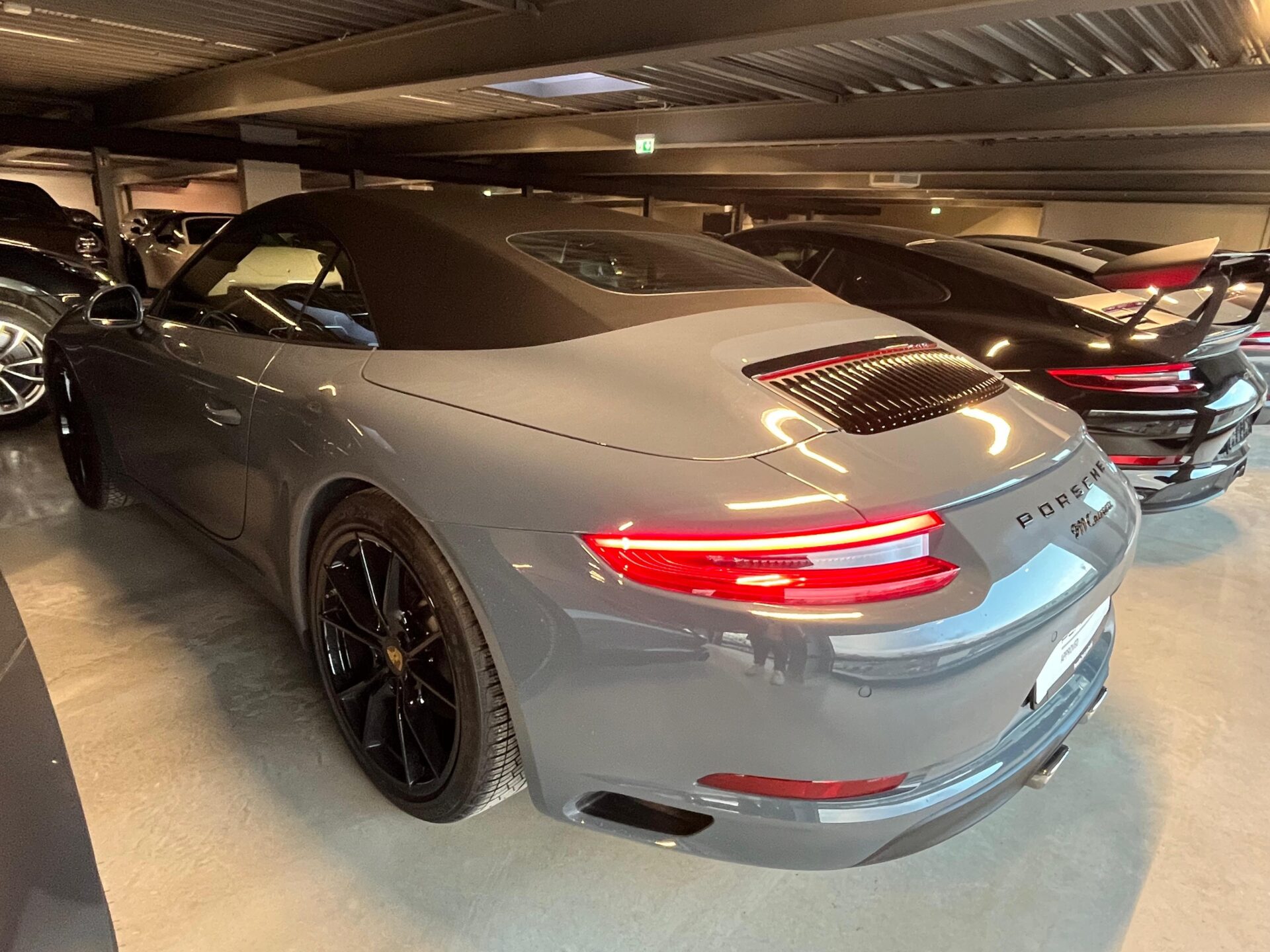 Porsche 911 type 991 phase 2 Carrera Cabriolet bleu graphite Allemagne
