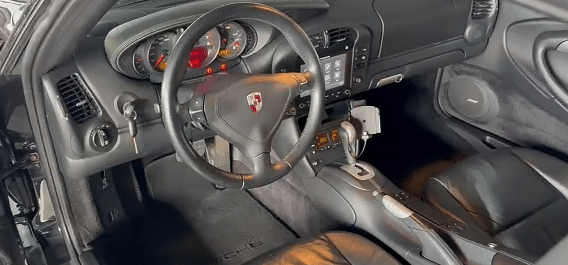 Porsche 911 996 Turbo 2001 noir intense en Import Pays-Bas