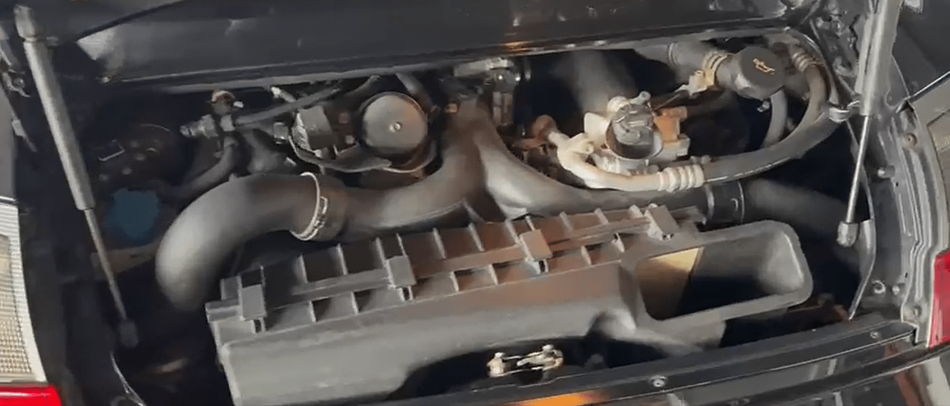 Porsche 911 996 Turbo 2001 noir intense en Import Pays-Bas