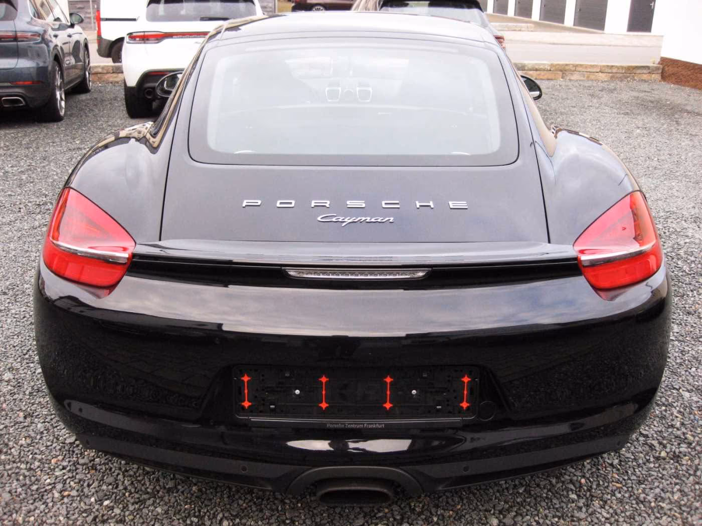 Porsche Cayman 981 black edition vue arrière