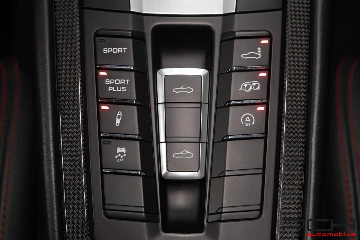 Porsche Boxster 981 GTS console full options