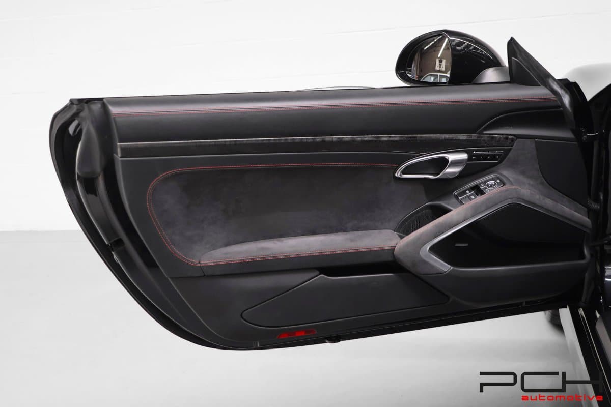 Porsche Boxster 981 GTS Portière conducteur
