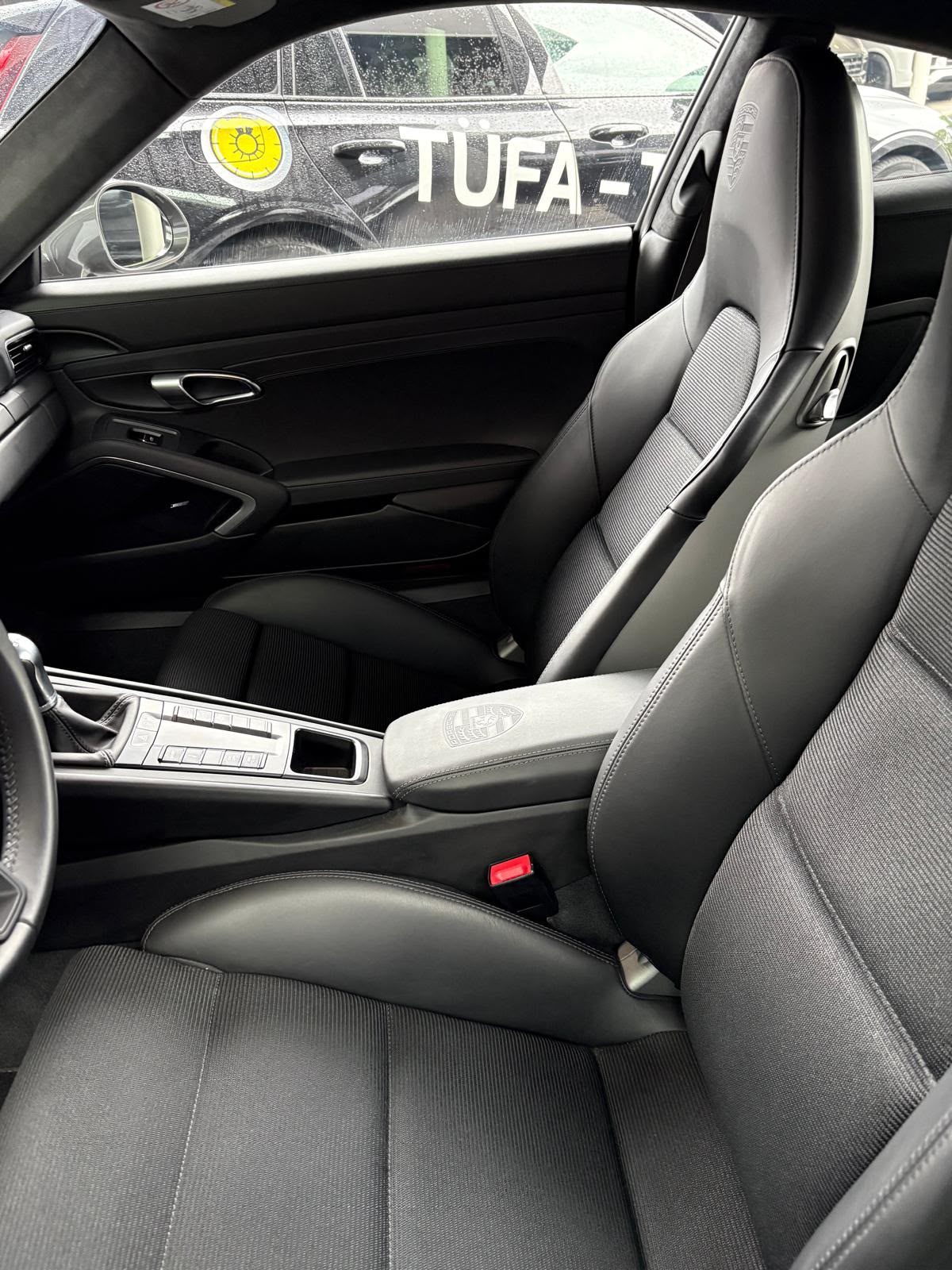 Porsche 911 991.2 GT3 Touring 2018 sièges sport