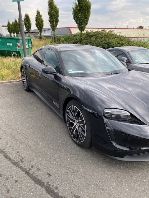 Porsche Taycan noire 2023 Import Allemagne